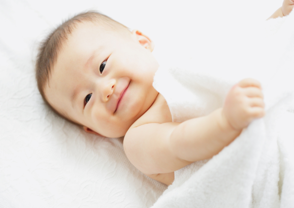 赤ちゃん　いつから　パパ　ママ　認識